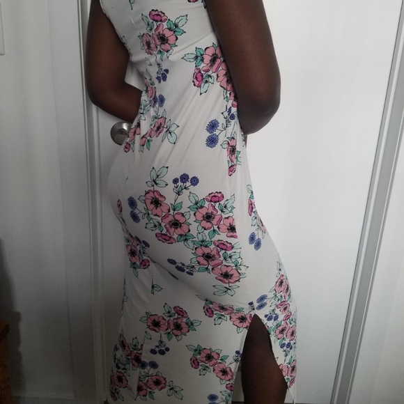 Floral dress - Picture 3 of 3